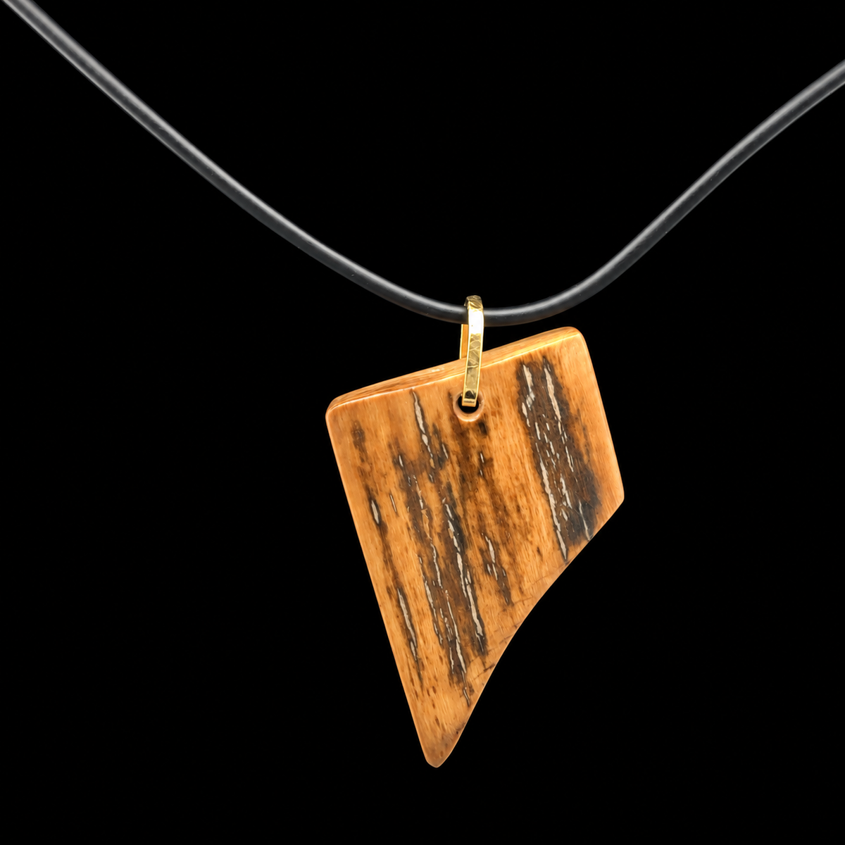 Woolly Mammoth Pendant in 18KY Gold – front view