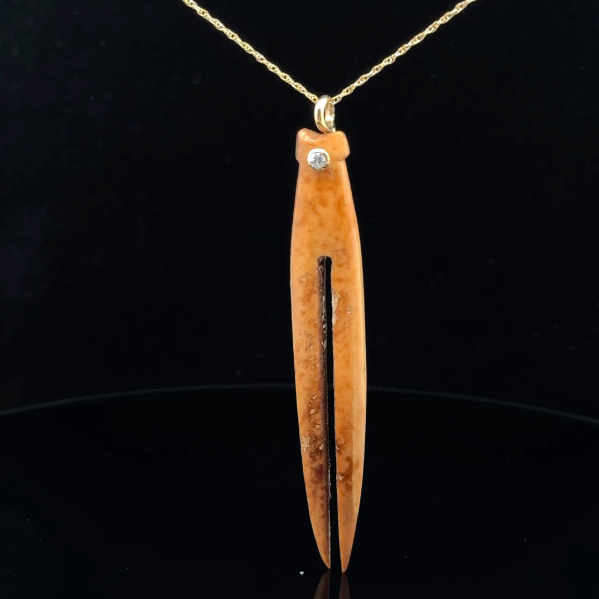 18KY Inuit Harpoon Tip Necklace, Fossil Walrus Ivory + Natural Diamond with 18KY Gold 18" Rope Chain – main view
