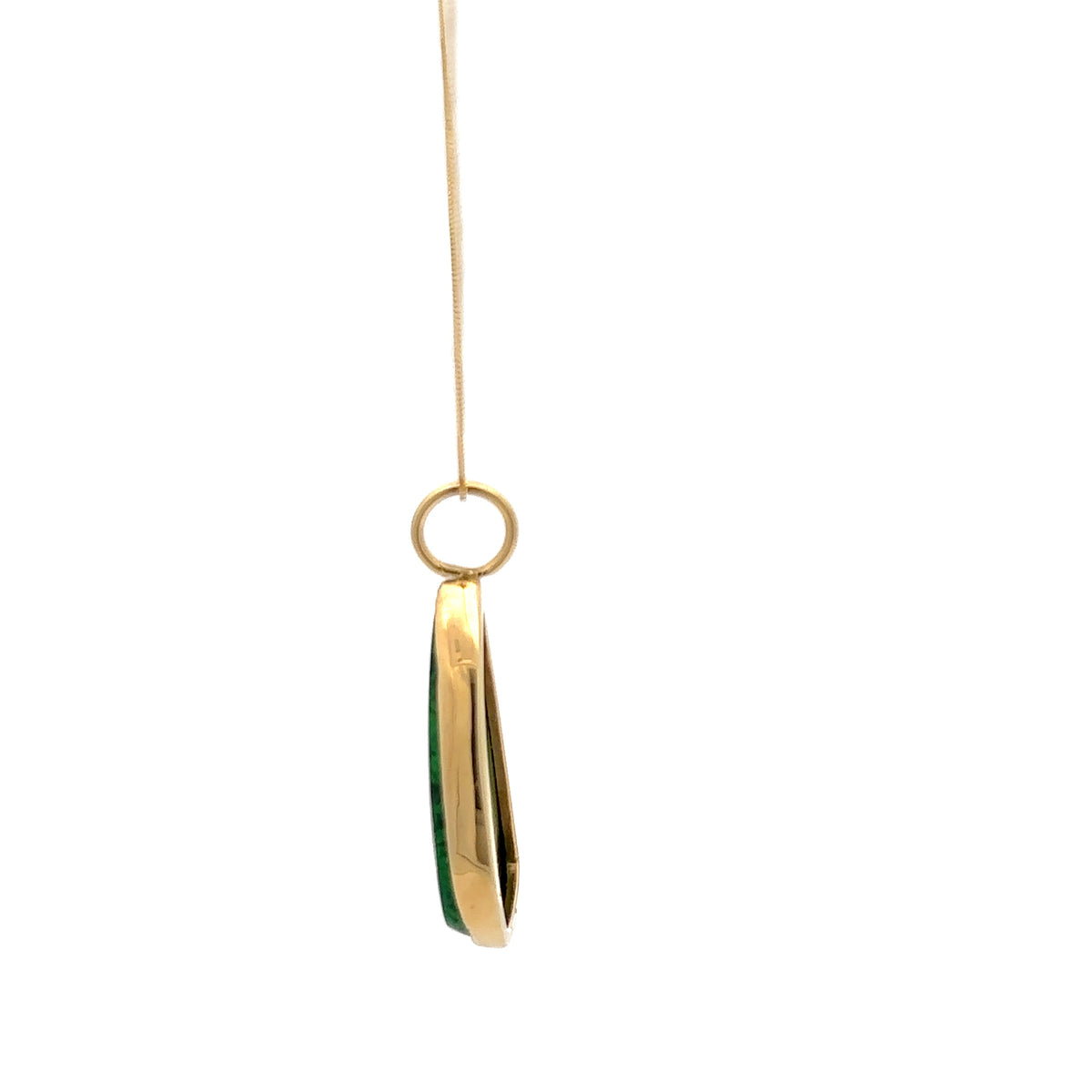 18KY Gold Maw Sit Sit Bezel with 18KY Gold 18-inch long Necklace – side view
