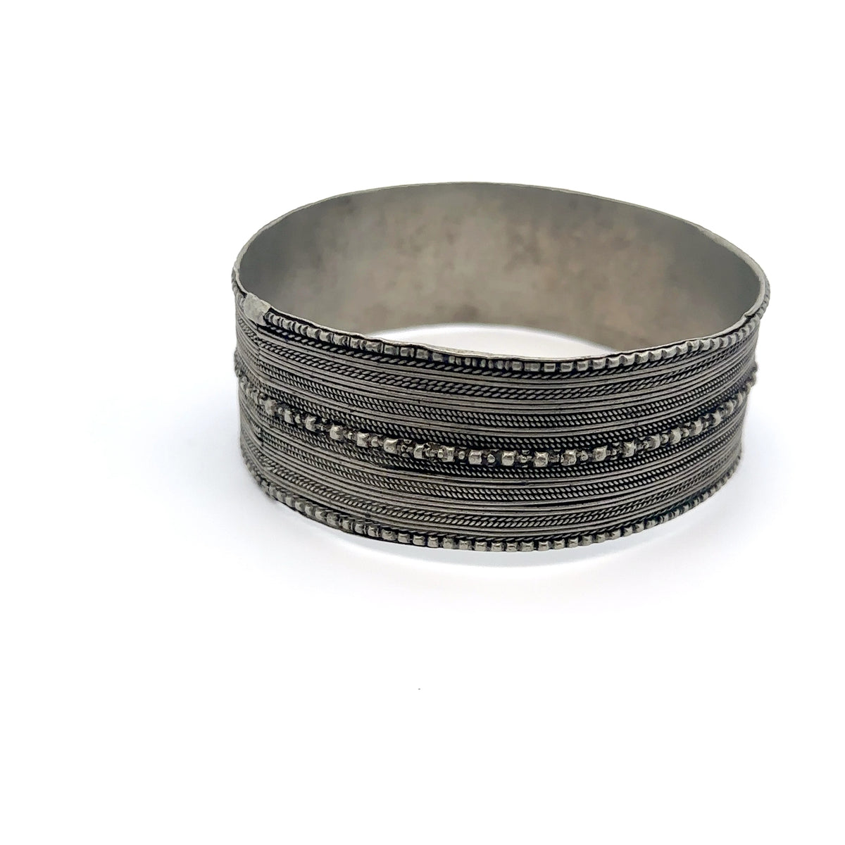 Ethiopian Antique Silver Bracelet w Pin – detail view