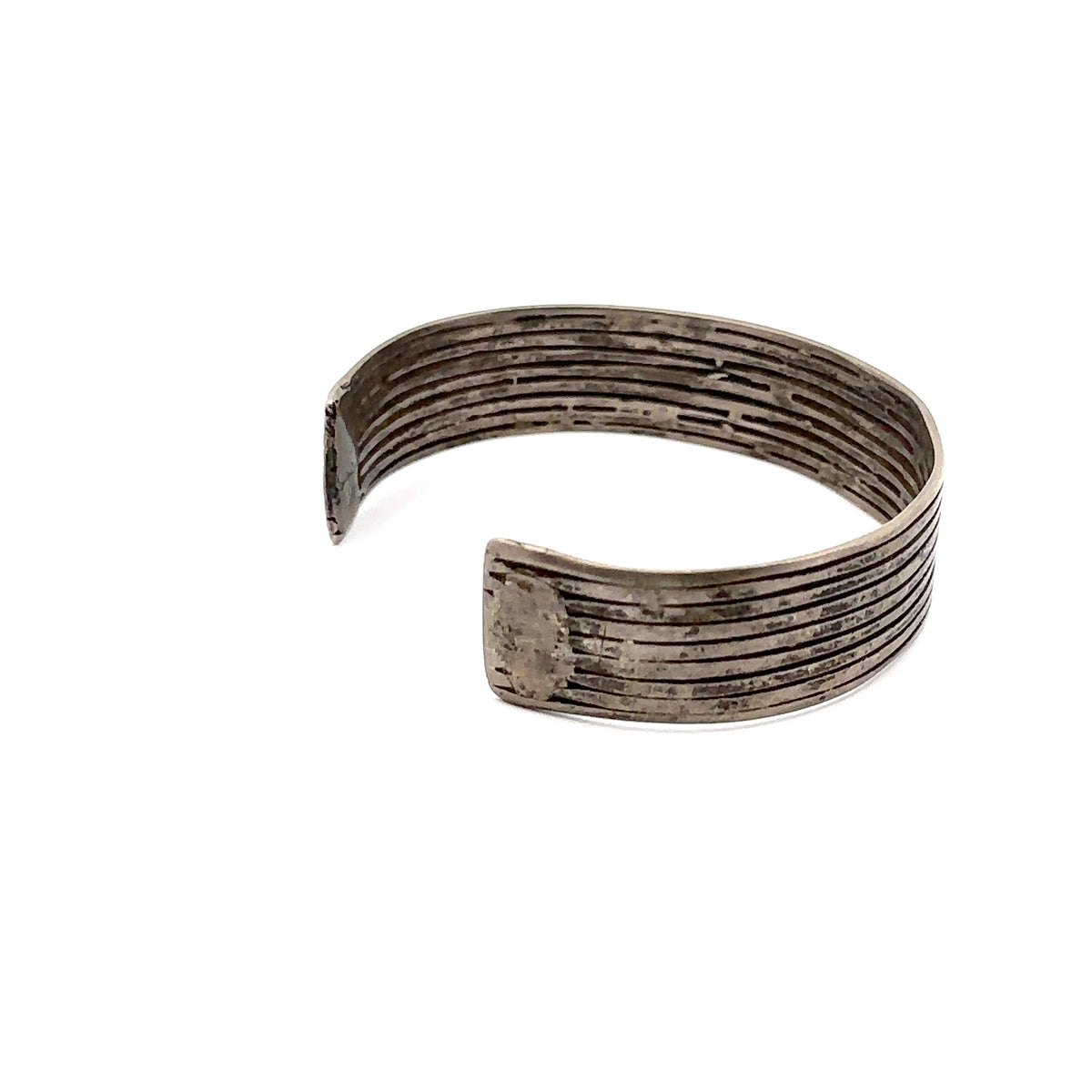 Ethiopian Silver Bracelet Small – detail view