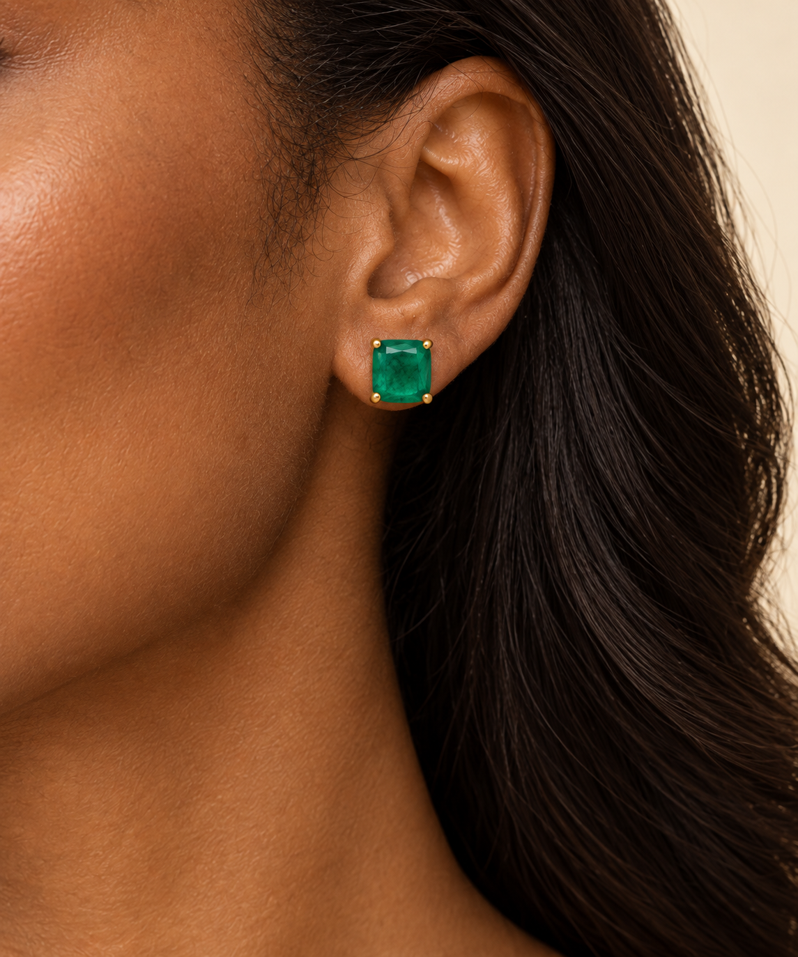 Natural Zambian Emerald Pendant and Earring Suite in 18K Yellow Gold